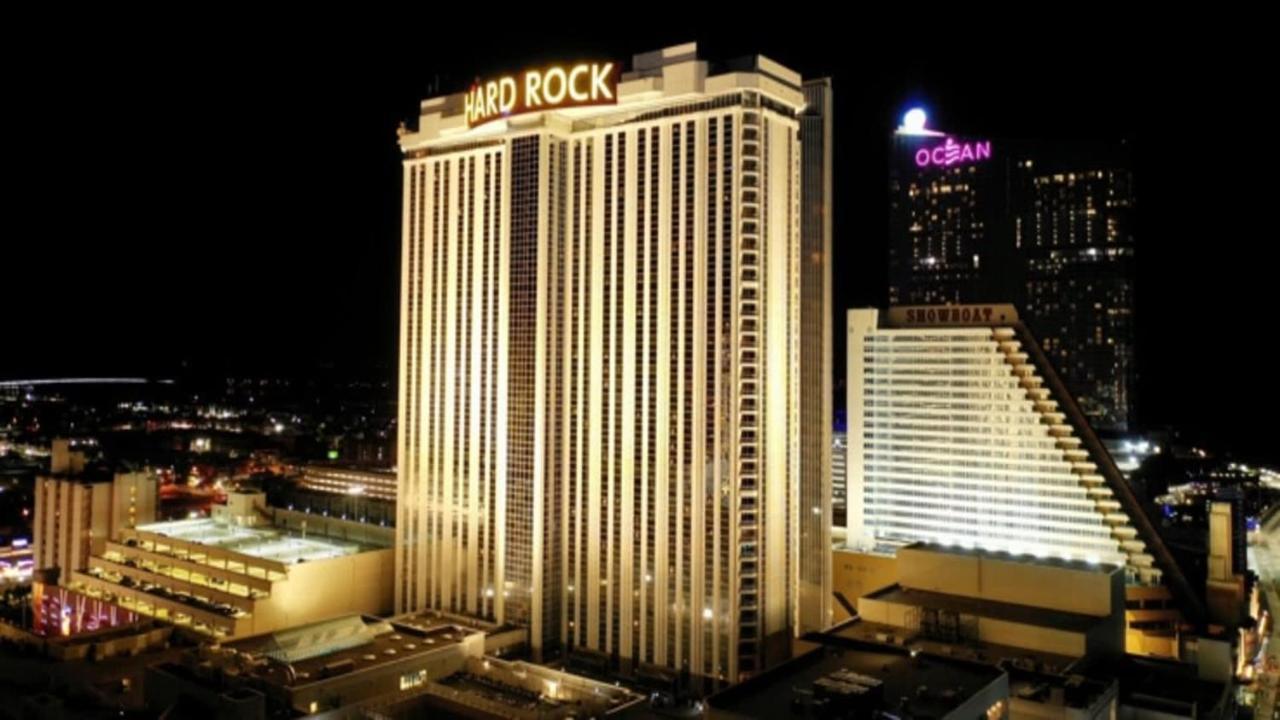 Beachfront Double Queen - Cozysuites アトランティックシティー エクステリア 写真